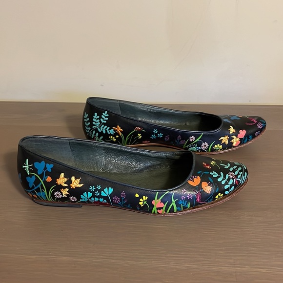 Camper Black Leather Colourful Embroidered Floral Print Flats - Women’s Size 36 - Picture 6 of 9